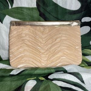 Express Gold Clutch